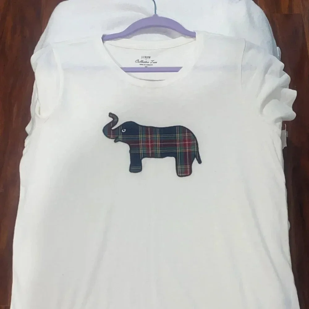 J. Crew Factory elephant collector tee. Cotton. Size M.